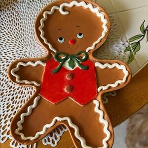 Enesco Festive Gingerbread Man Plate - Red and Brown